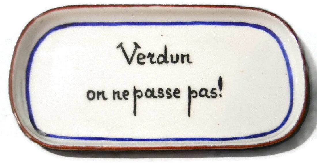 WW1 VERDUN COMMEMORATIVE PORCELAIN PIN TRAY (1 of 5)