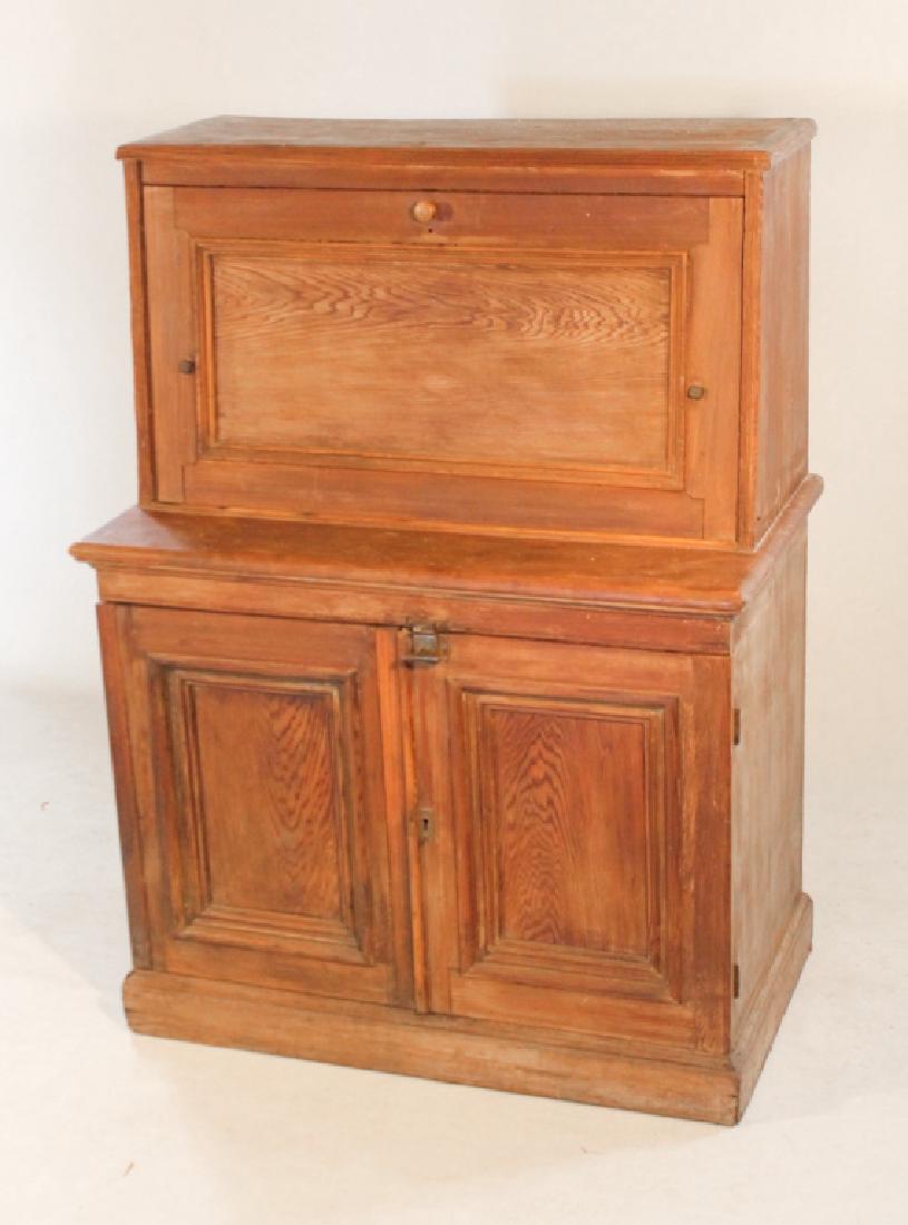 Southern Country Federal Cypress Fall Front Desk (1 of 2)