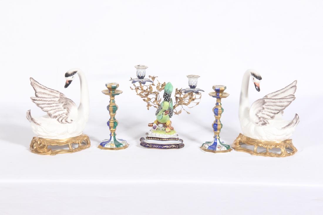 Pair Chelsea House Hand Painted Porcelain Swans (1 of 6)