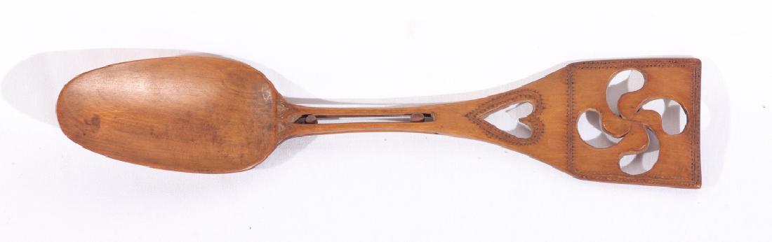 Antique Carved Treen Welsh Love Spoon (1 of 1)