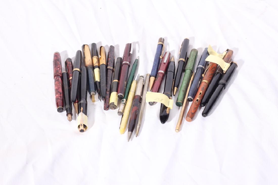 Collection Deco Designer Fountain Pens: Most are early to mid 20th century. A diverse group including makers such as Parker, Watermans and others. 25 total pieces