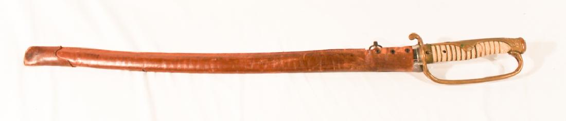 Japanese World War Two Kyu Gunto Sword (1 of 10)