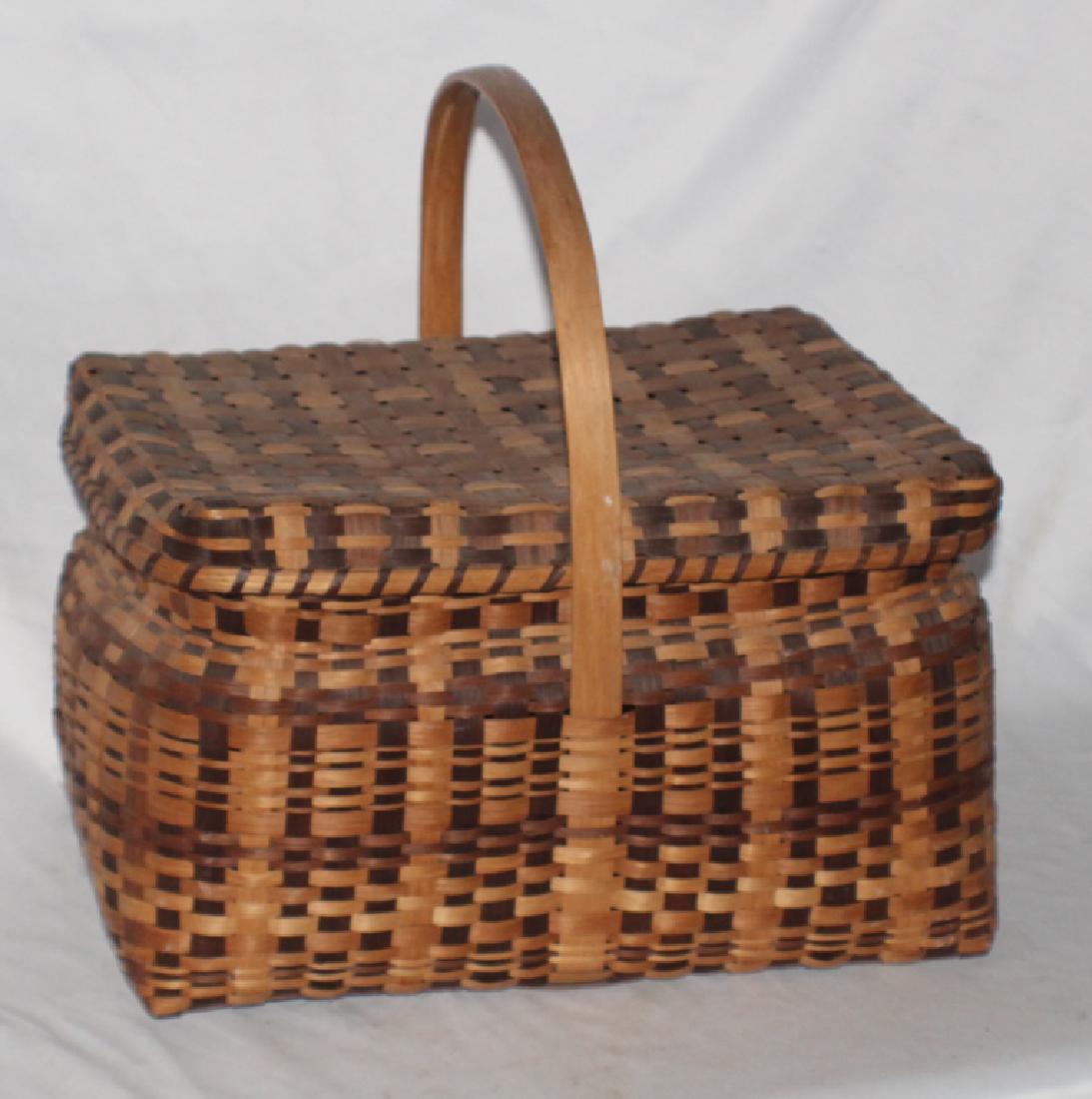 Vintage Cherokee Native American Lidded Basket (1 of 1)