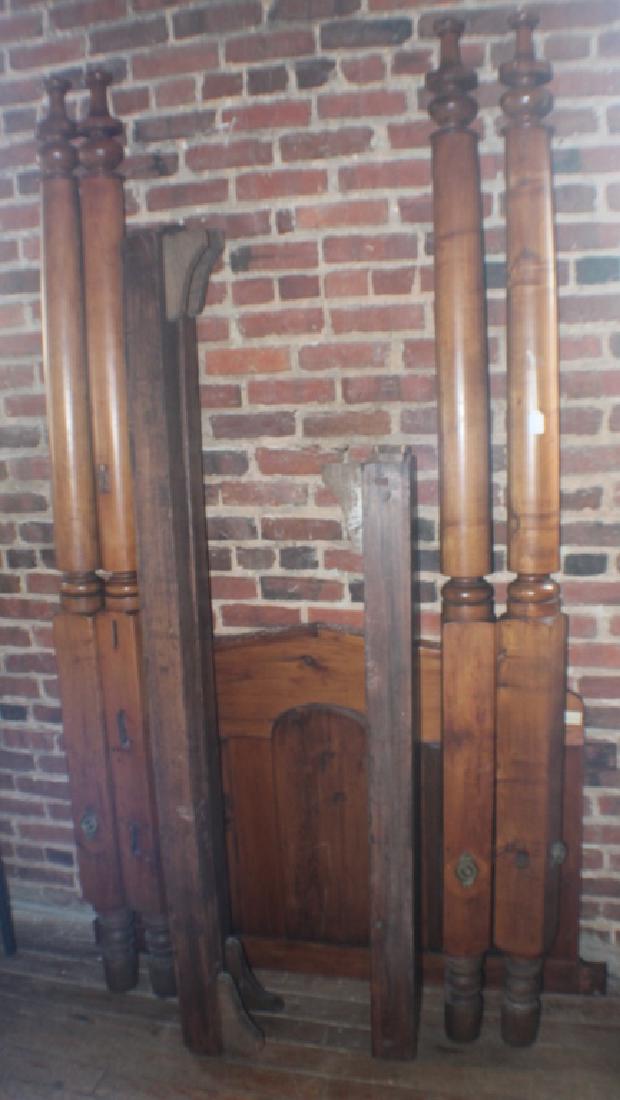 Southern Turned Maple Four Poster Plantation Bed (1 of 3)