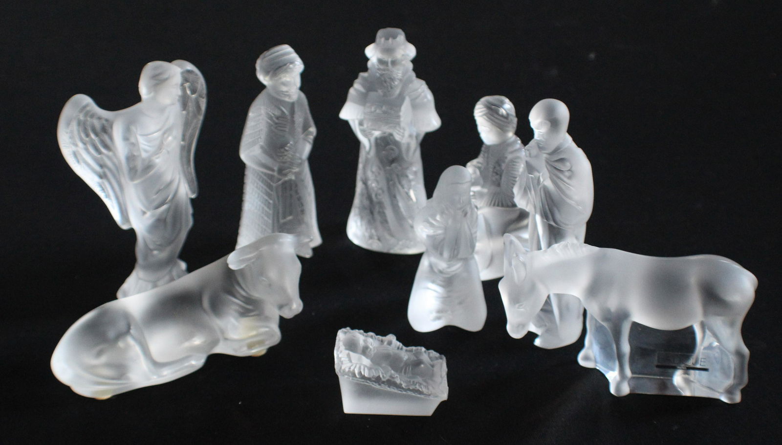 Cased Lalique Frosted Crystal Nativity (1 of 1)