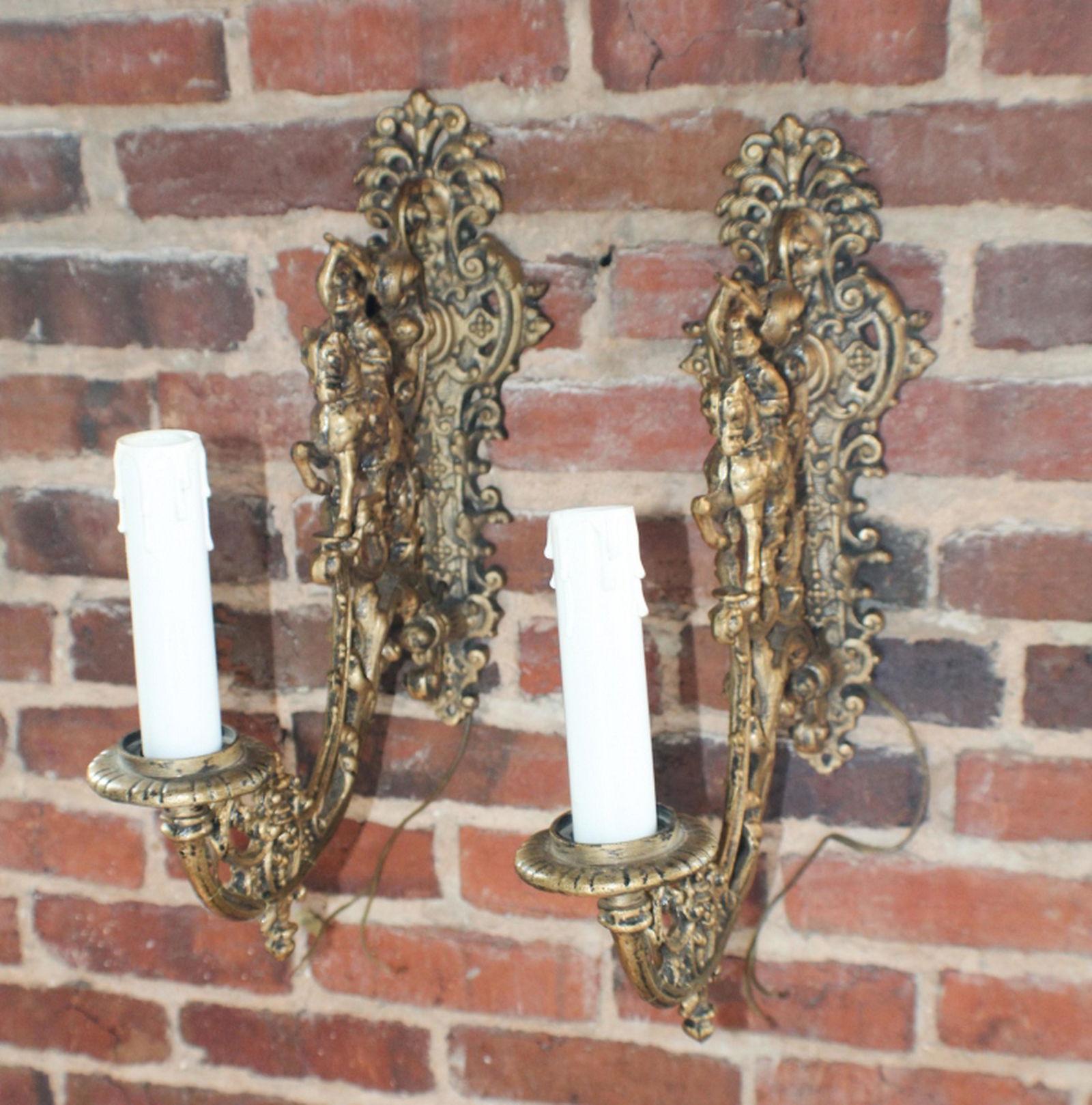 Pair Rococo Revival Cast Painted Wall Sconces (1 of 4)
