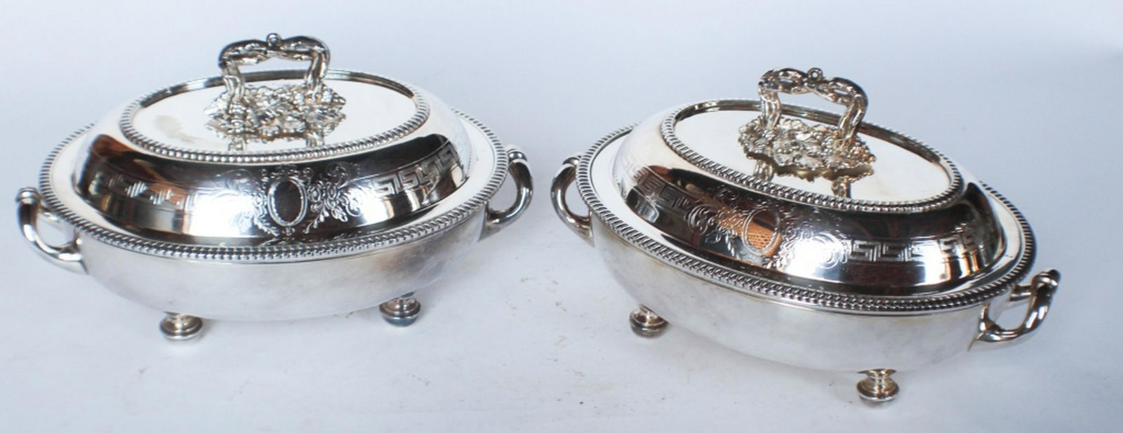 Excellent Pair Sheffield Plate Serving Dishes (1 of 2)