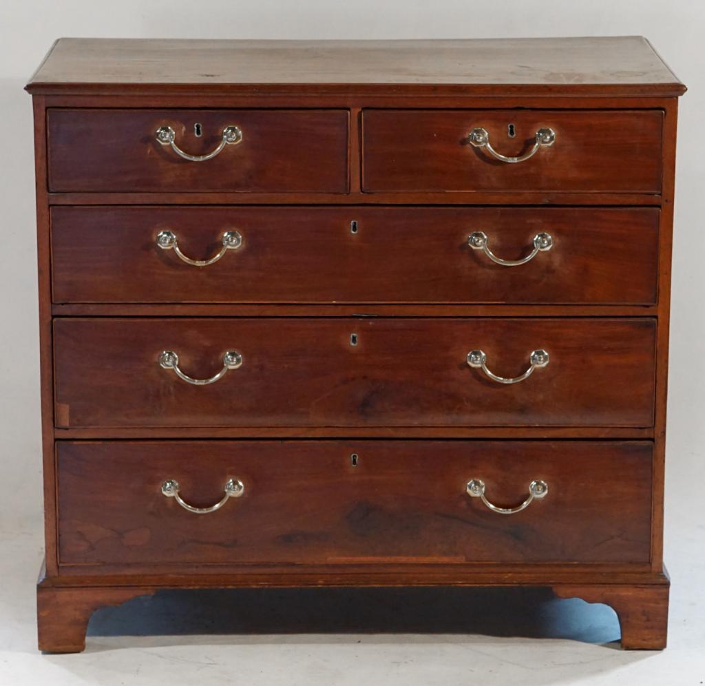 British Chippendale Mahogany Chest of Drawers (1 of 4)