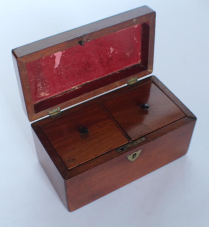 British George III Mahogany Tea Caddy (1 of 1)