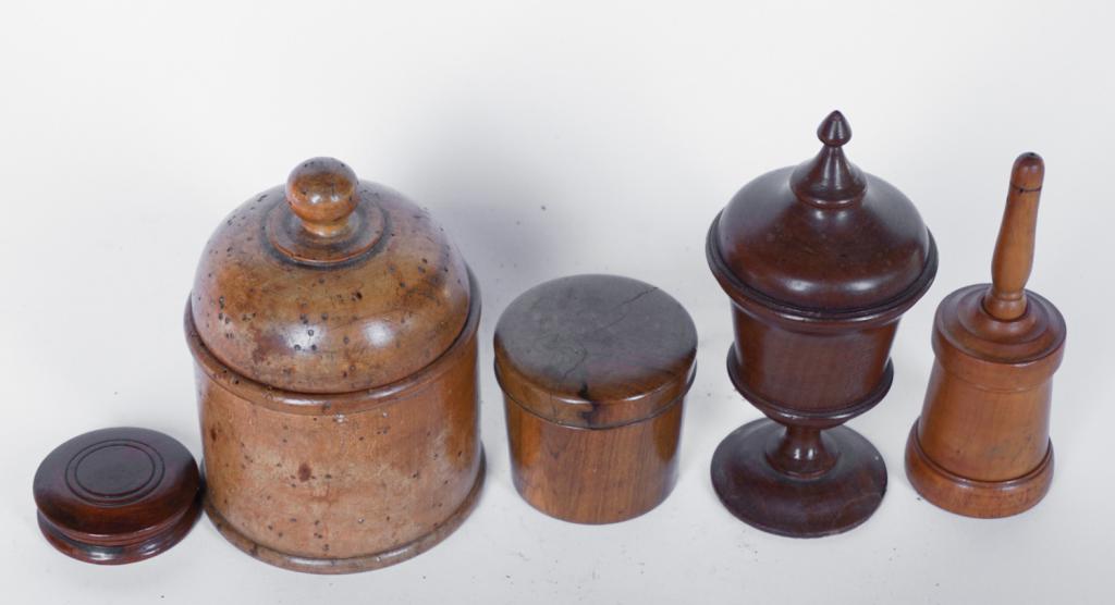 Collection Antique Turned Wood Treen Ware Pieces (1 of 2)