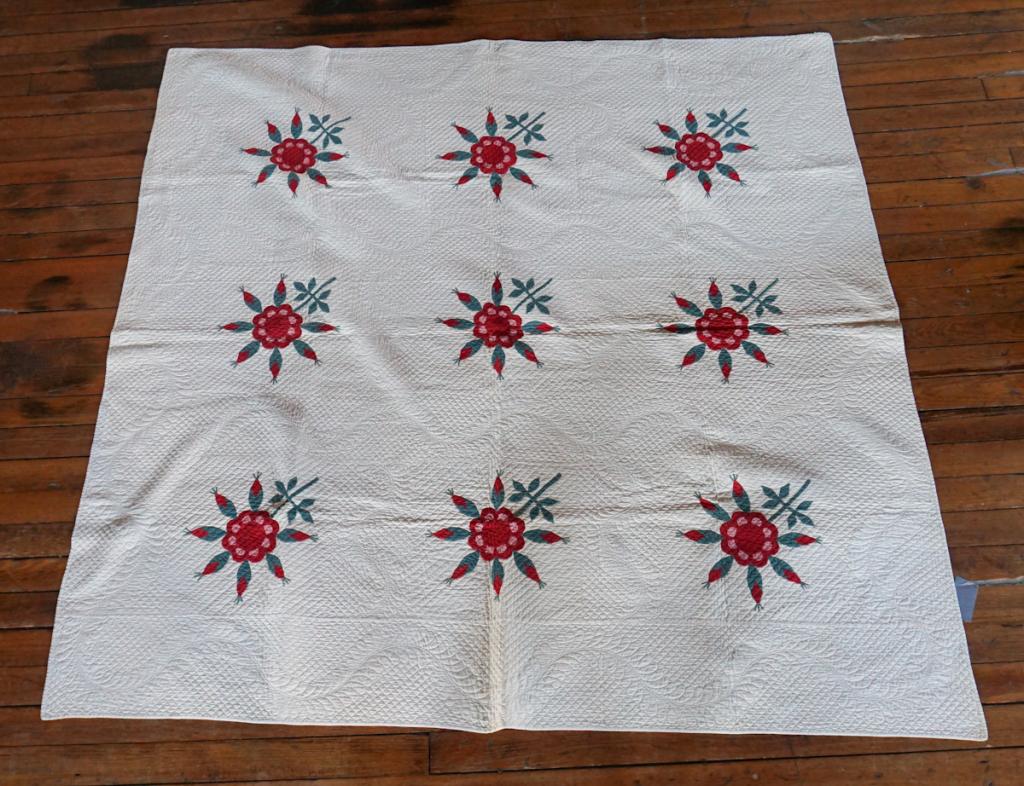 Antique American Rosebud Quilt Likely Southern (1 of 3)