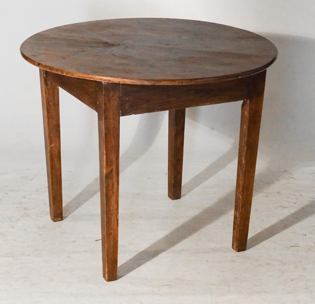 Hepplewhite Elmwood Breakfast or Cricket Table (1 of 2)