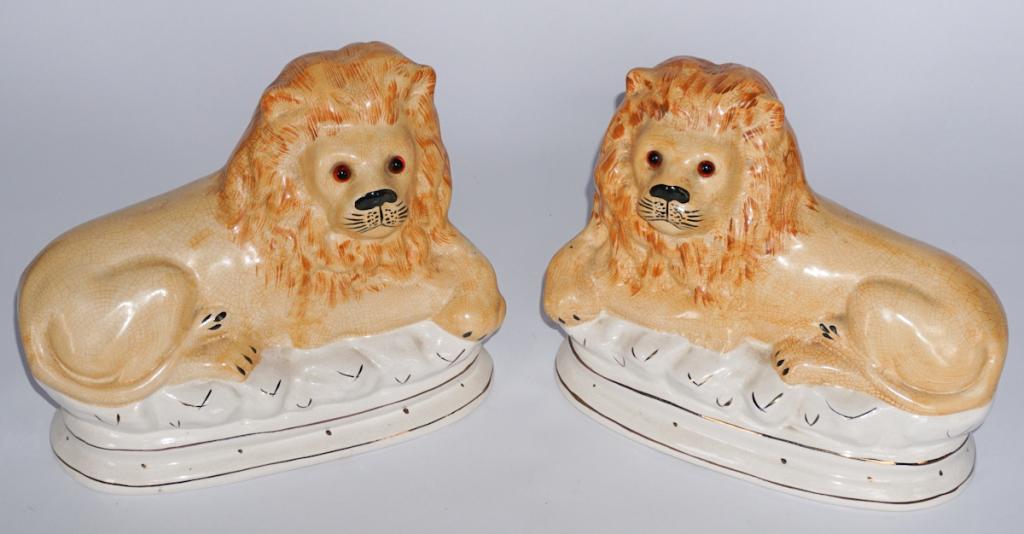 Pair Staffordshire English Figural Pottery Lions (1 of 2)