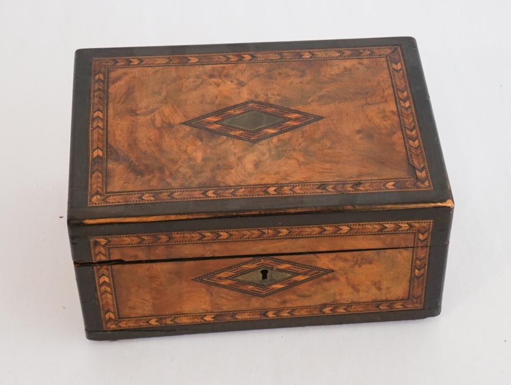 Regency Inlaid Mixed Wood Turnbridge Valuables Box (1 of 4)