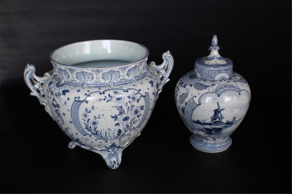 Two Vintage Holland Delft Pottery Vessels (1 of 4)