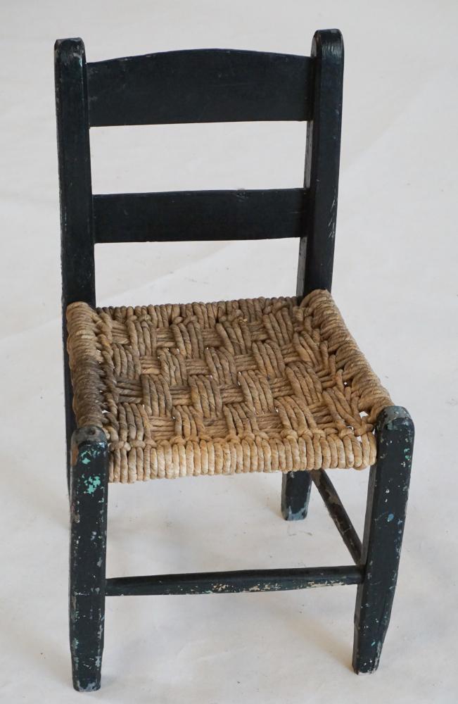 Southern Hand Crafted Hunter Family Youth Chair (1 of 2)