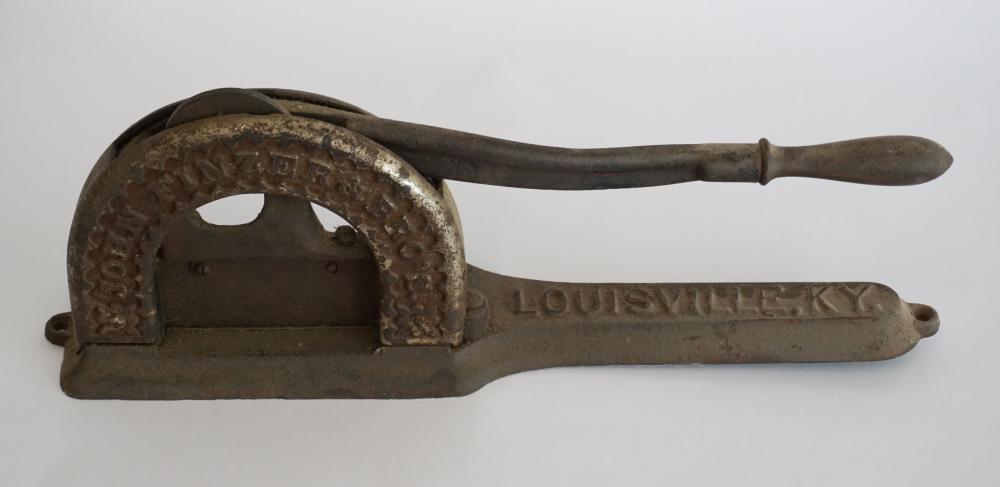 Antique Advertising Cast iron Tobacco Plug Cutter (1 of 3)
