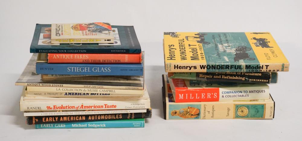 Collection Antiques Reference Books (1 of 1)