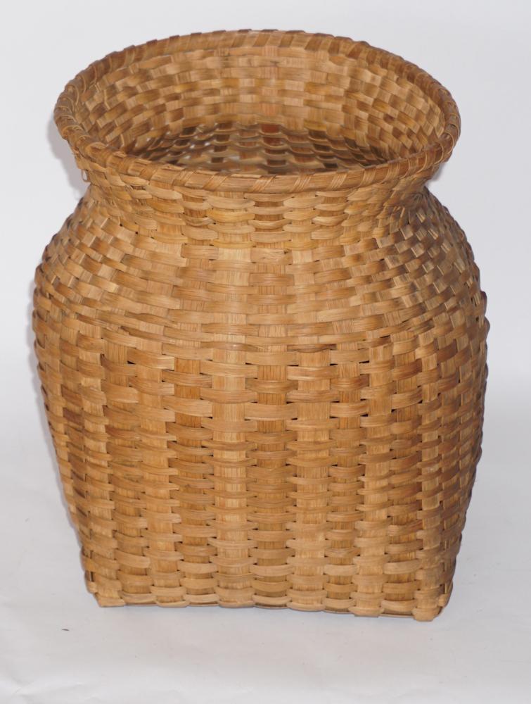 Vintage Cherokee Split Oak Basket (1 of 1)