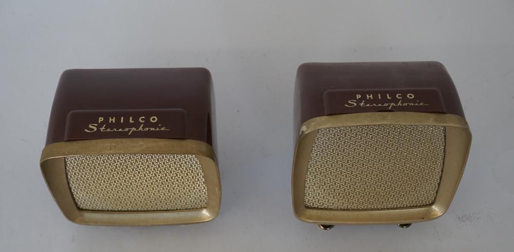 Two Mid Century Bakelite Philco Table Speakers (1 of 3)