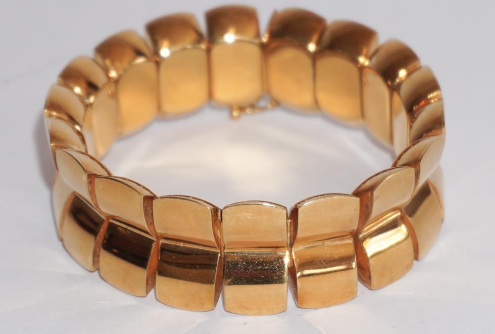 Very Fine 18k Gold Bracelet by Armin Kurz (1 of 3)