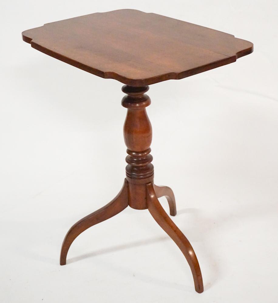 Federal Walnut Tilt Top Side Table or Candle Stand (1 of 3)