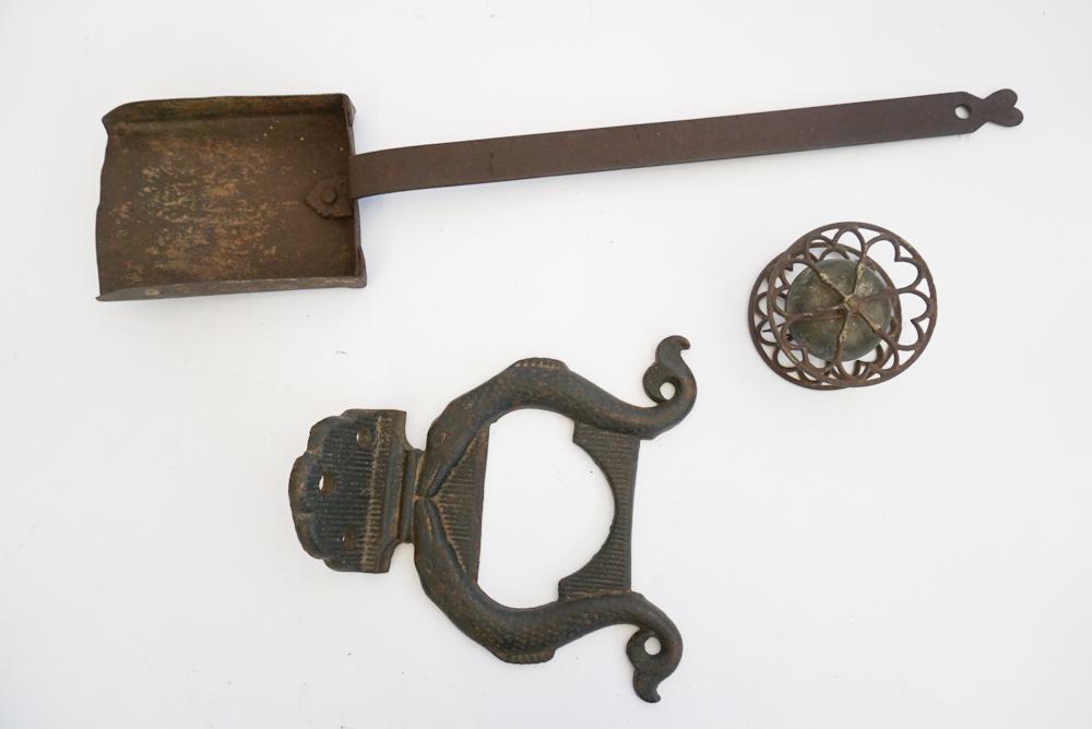 Collection Antique Metal Articles (1 of 2)