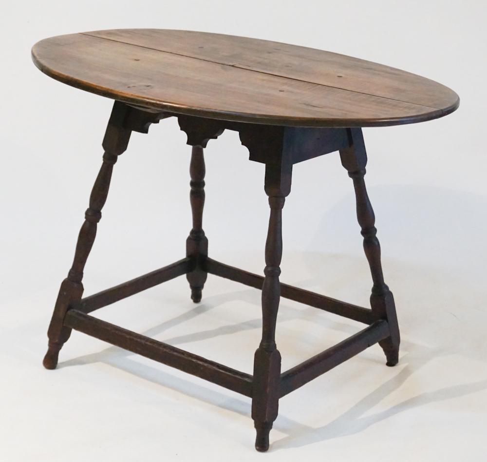 New England Queen Anne Tavern Table (1 of 3)