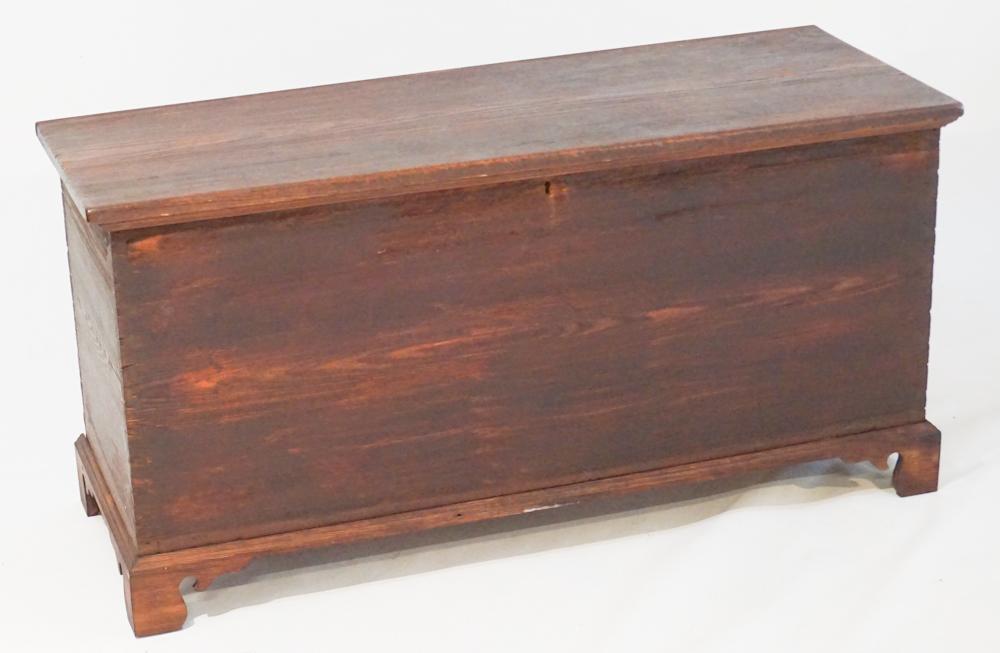 Southern Federal Yellow Pine Blanket Box (1 of 3)