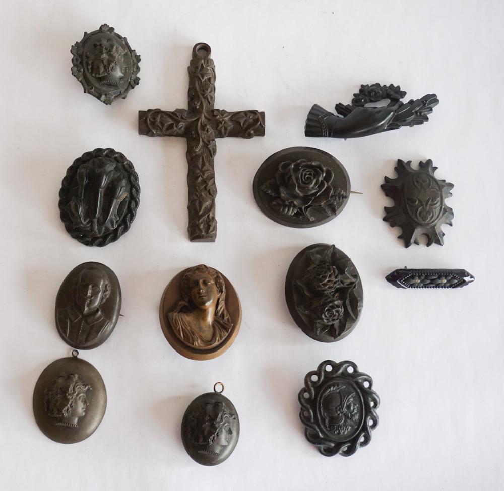 Collection Antique Victorian Mourning Jewelry (1 of 1)