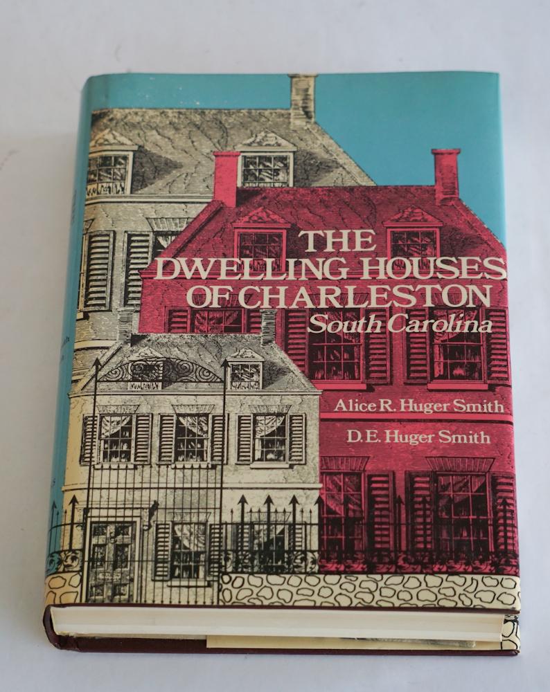 THE DWELLING HOUSES OF CHARLESTON (1 of 6)