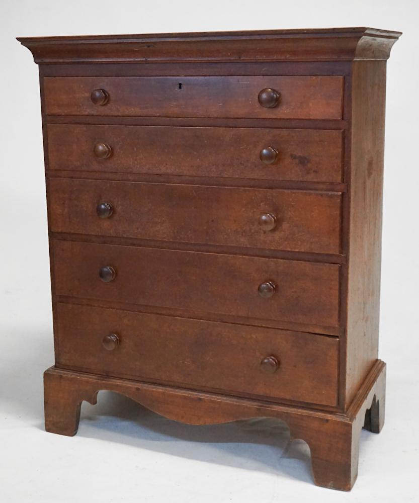 Very Fine American Country Chippendale Chest of Drawers (1 of 6)