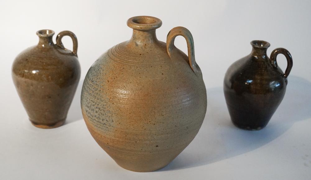 Collection North Carolina Stoneware Jugs (1 of 4)