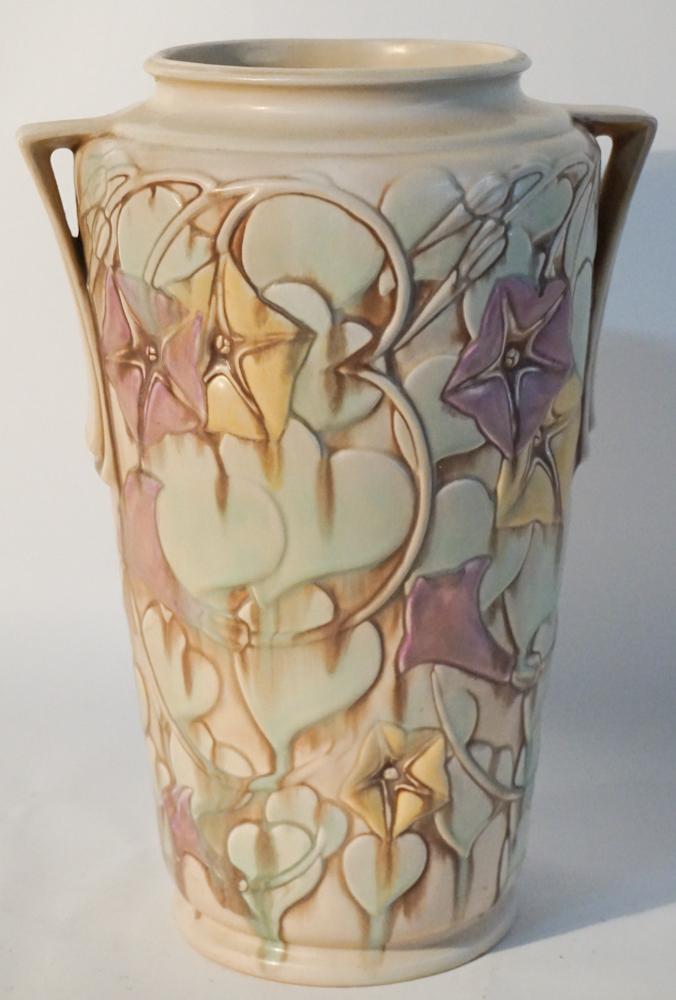 Large Roseville Art Pottery Morning Glory Vase (1 of 3)