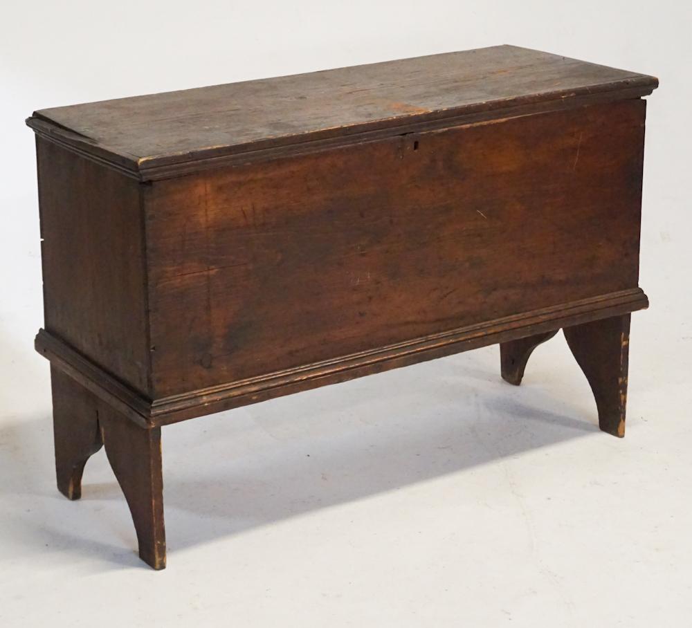 American Country Chippendale Pine Blanket Box (1 of 5)