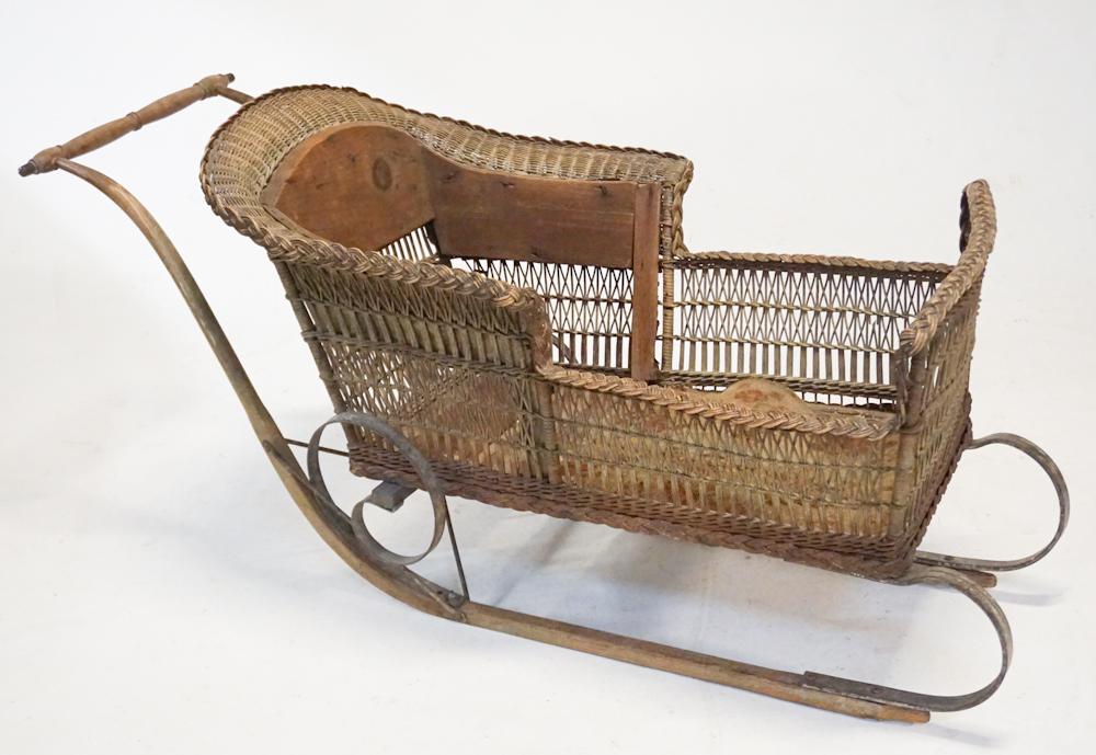 Heywood Wakefield Wicker Childs Sleigh Trolly (1 of 2)