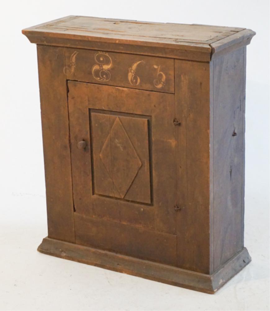 Hepplewhite Style Painted Hanging Wall Cabinet (1 of 10)