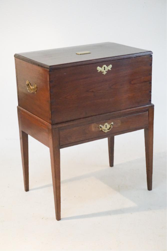 Fine Southern Federal Black Walnut Cellarette (1 of 5)