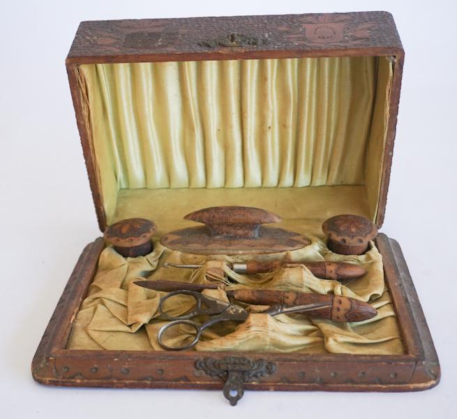 Antique Folk Art Wood Travelers Sewing Box (1 of 3)