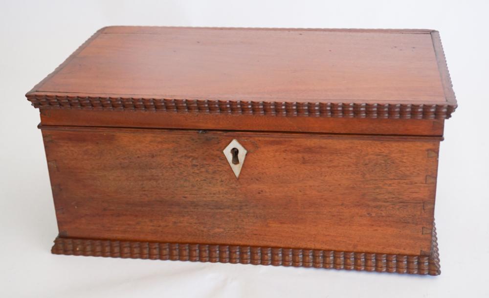 Fine American Classical Mahogany Sewing Box (1 of 3)