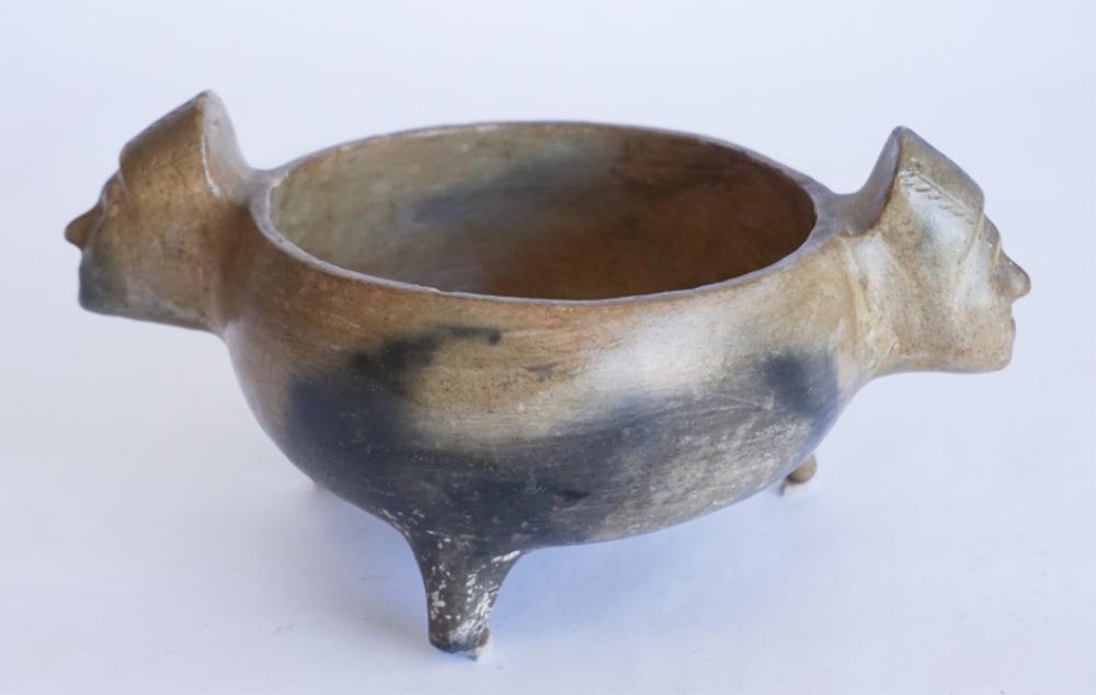 Antique South Carolina Native American Pottery Bow (1 of 3)