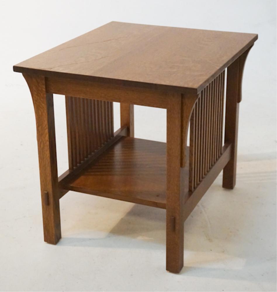 Stickley Arts & Crafts Style Oak Side Table (1 of 3)