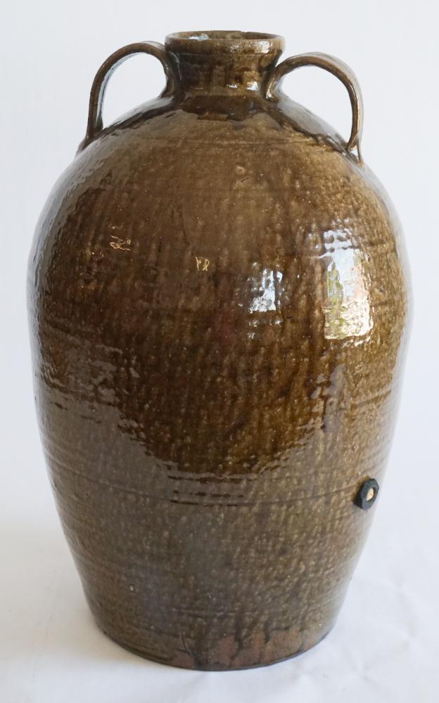 Southern Stoneware Molasses Jug of Larger Size (1 of 6)