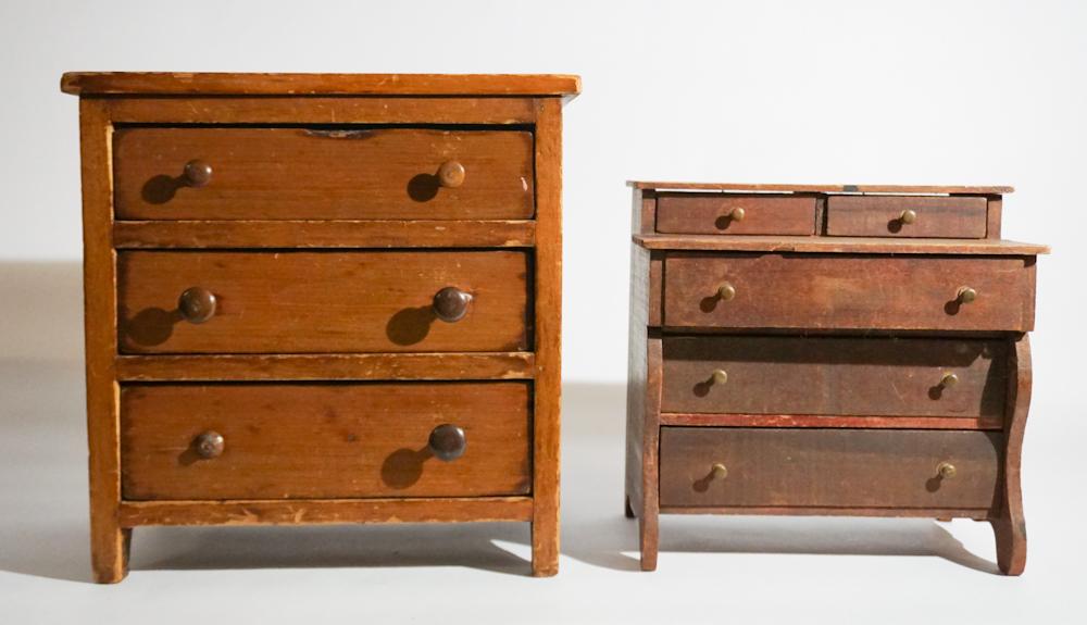 Two Antique American Miniature Chest of Drawers (1 of 3)