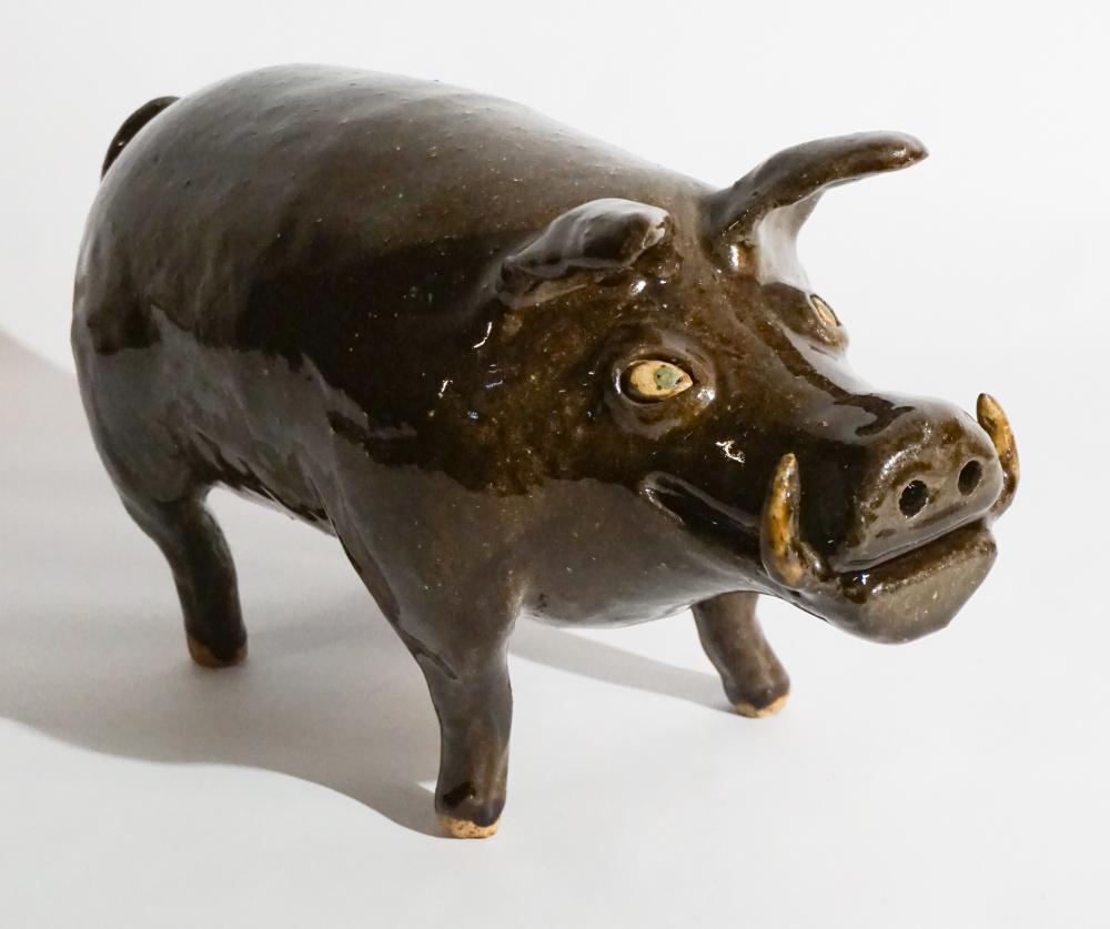 Southern Stoneware Figural Wild Hog (1 of 4)