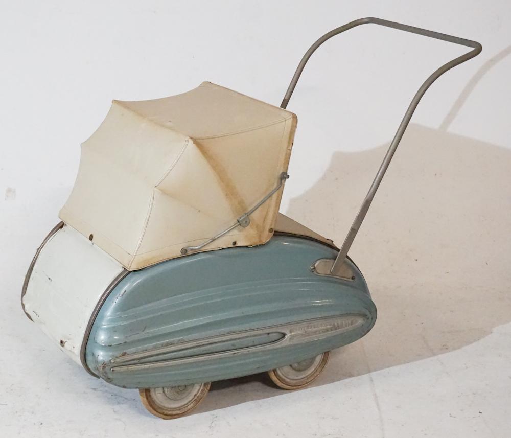 Vintage Art Deco Childs Trolly Carriage (1 of 3)