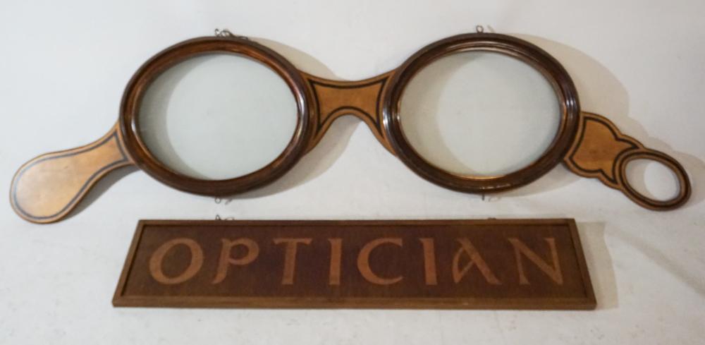 Charming Large Vintage Opthamologist Sign (1 of 2)