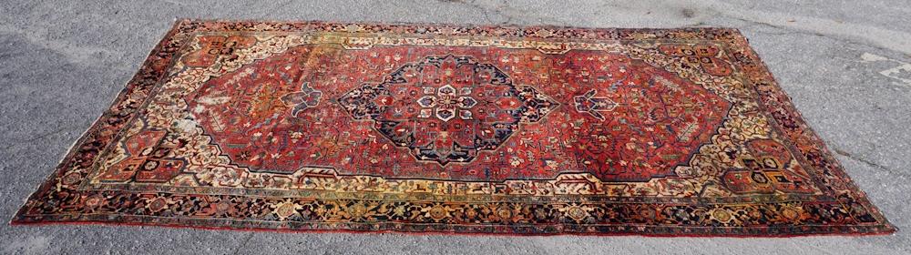 Exceptional Antique Persian Palace Size Heriz Carp (1 of 10)