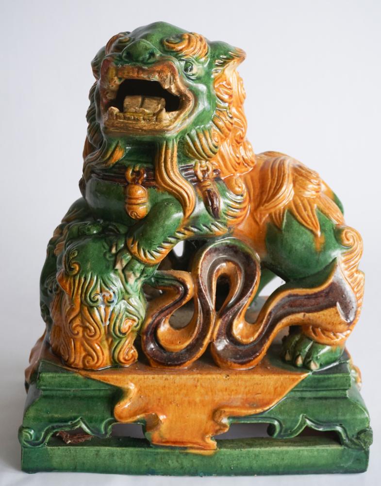 Antique Chinese Earthenware Pottery Glazed FooLion (1 of 4)