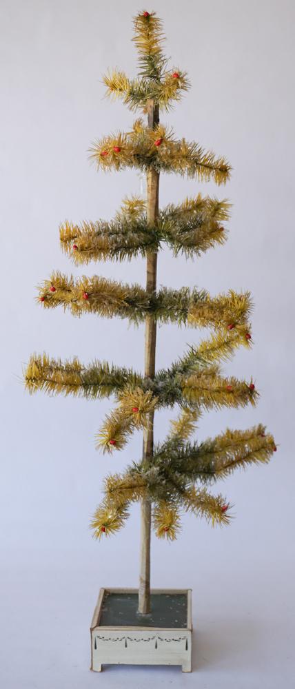 Vintage Folk Art Feather Christmas Tree (1 of 2)